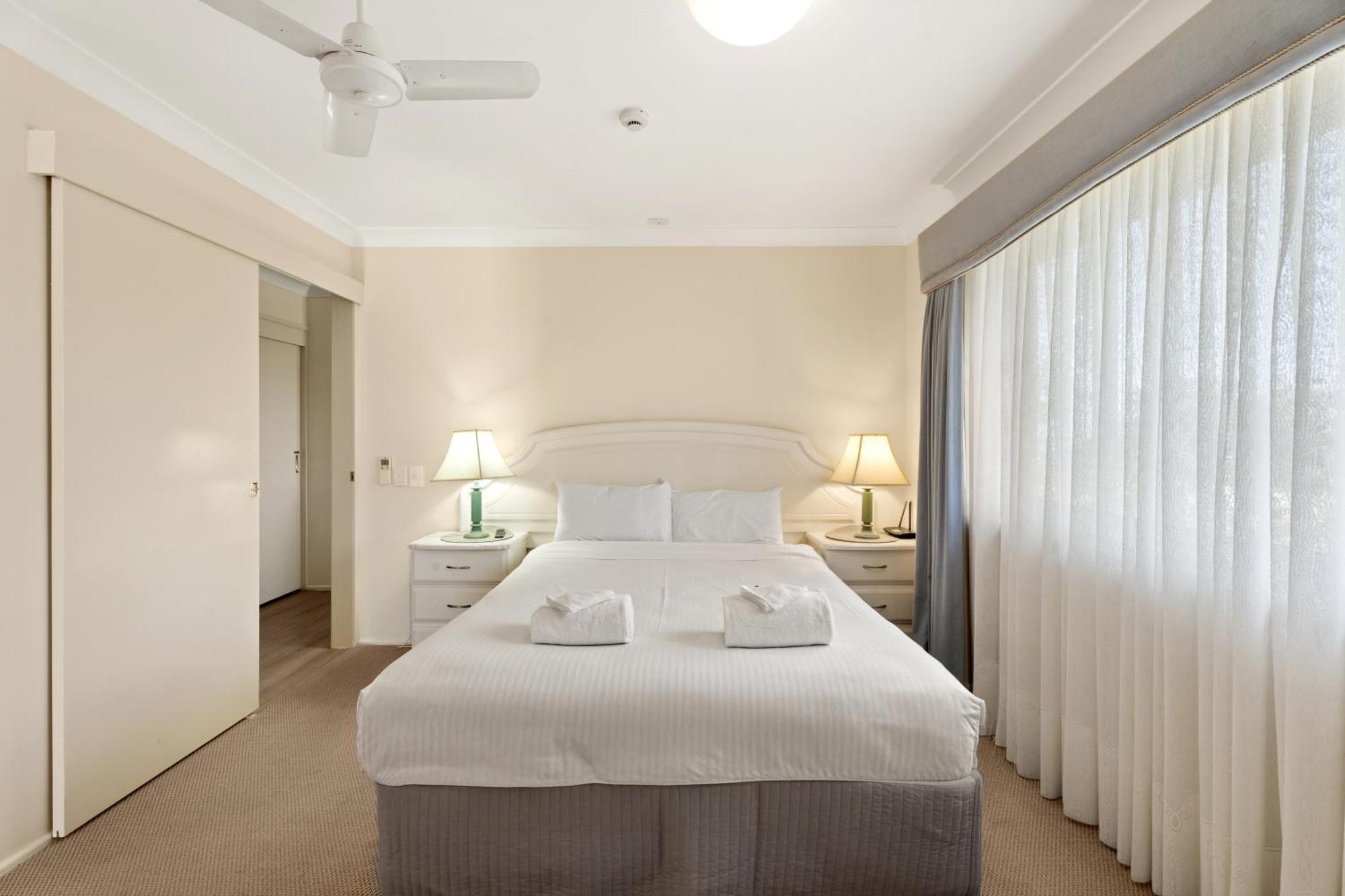 Charlton On The Esplanade Aparthotel Hervey Bay Exterior foto