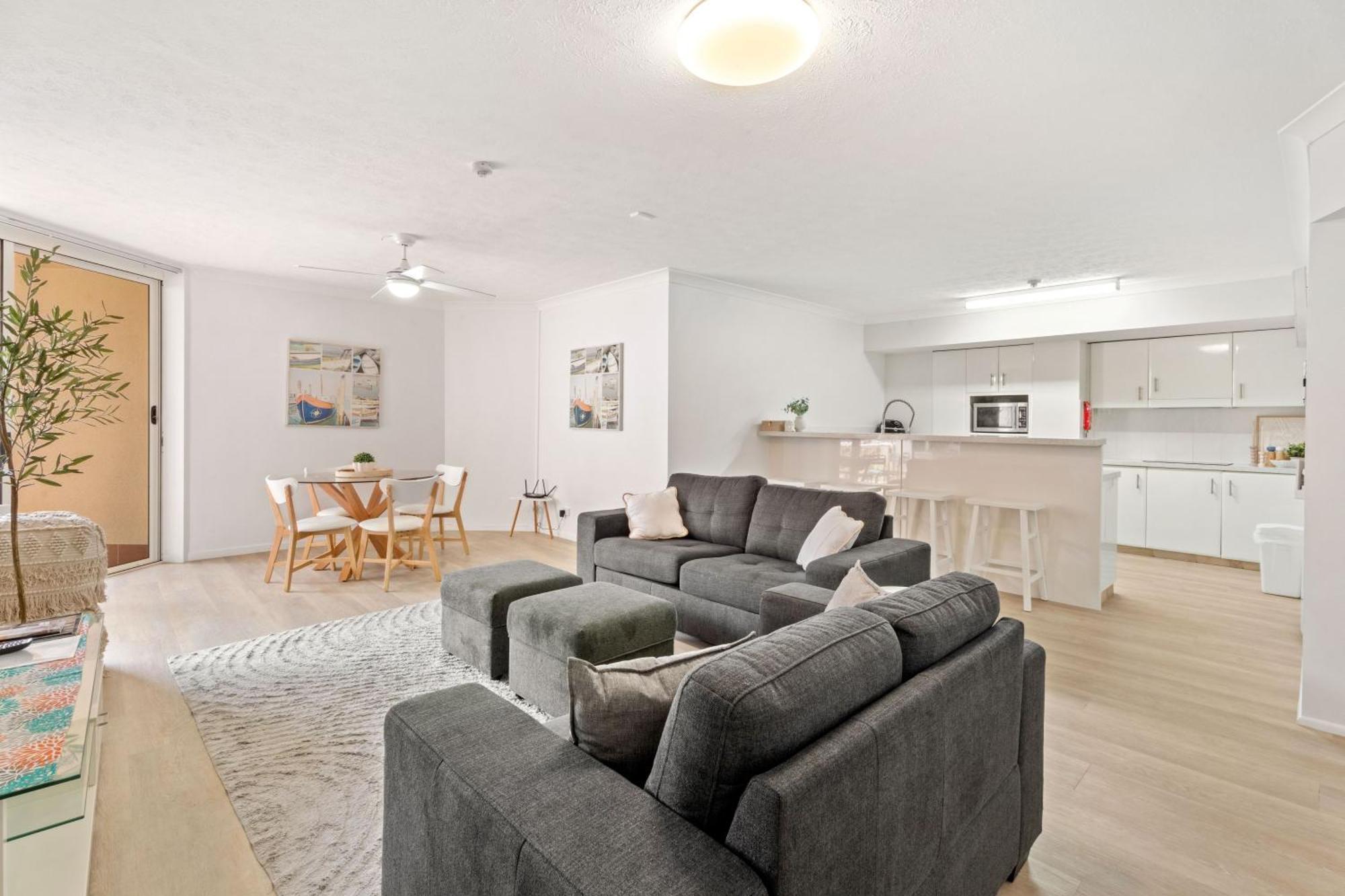 Charlton On The Esplanade Aparthotel Hervey Bay Exterior foto